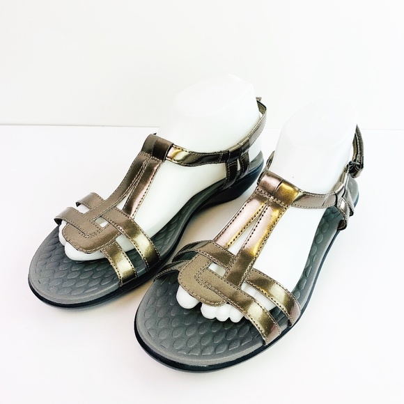 clark 15260 sandals